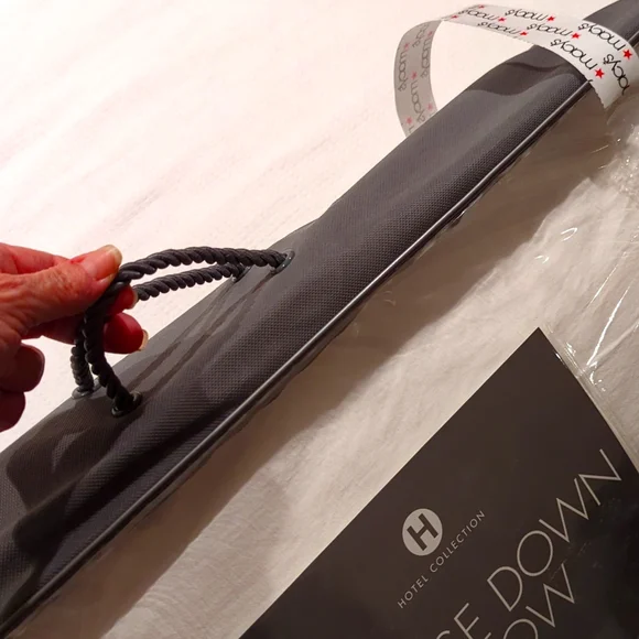 NWT Goose Down Pillow - Picture 8 of 8